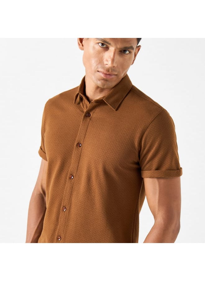 Iconic Iconic Slim Fit Textured Shirt with Short Sleeves and Button Placket  - Image 4