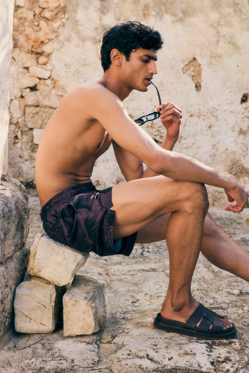 H&M Patterned swim shorts