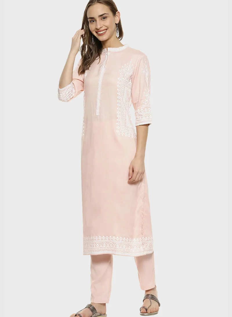 Instafab Printed Kurti and Pant Set