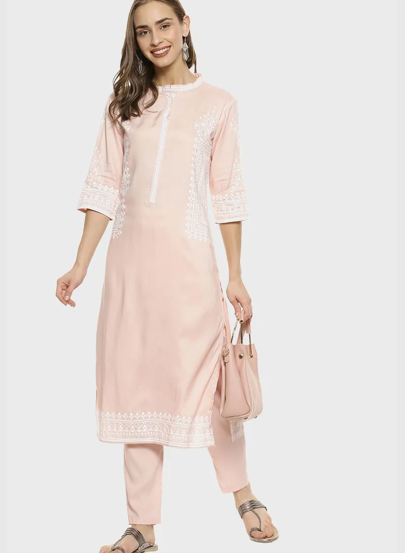 Instafab Printed Kurti and Pant Set