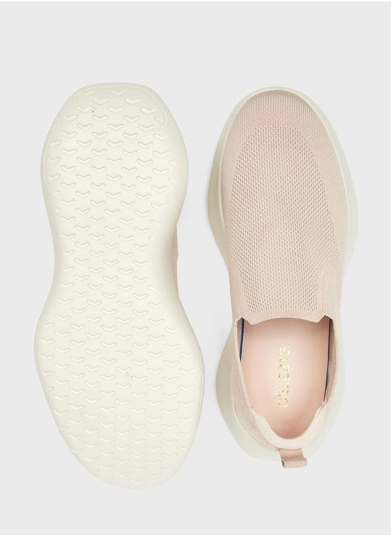 Celeste Essential Low Top Sneakers