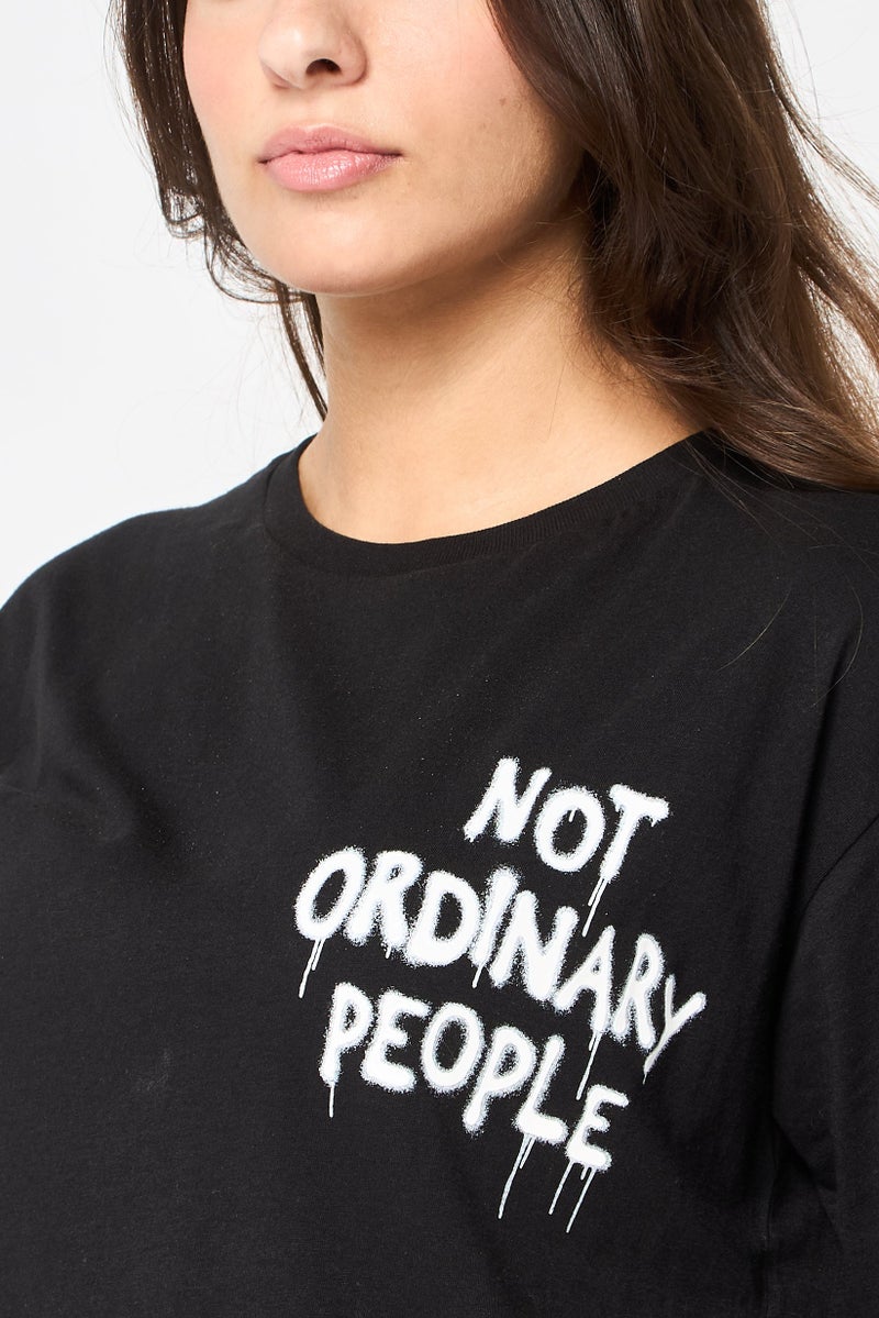 Replay تي شيرت نسائي بأكمام قصيرة وطوق دائري بطباعة جرافيك، أسود - Image 3