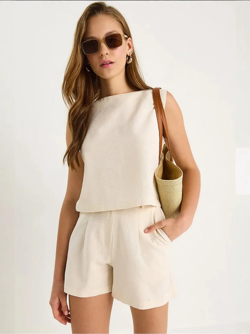 Bianco Lucci LUCCI High Waist Sleeveless Crew Neck Two-Piece Set