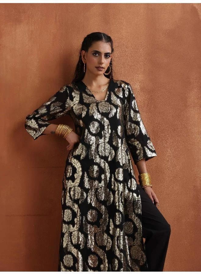 ترو برونز trueBrowns Black Metallic High Slit Kurta Set