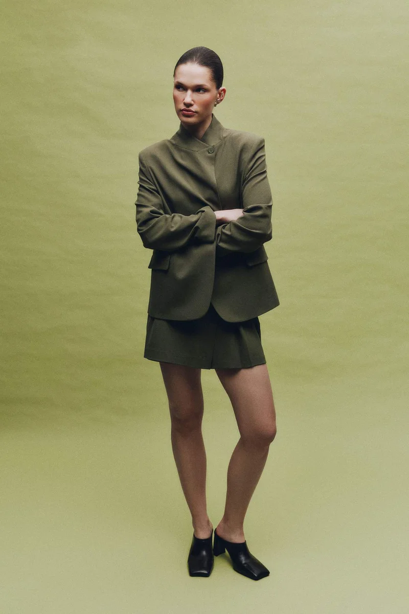 ديفاكتو Mandarin Collar Oversize Blazer