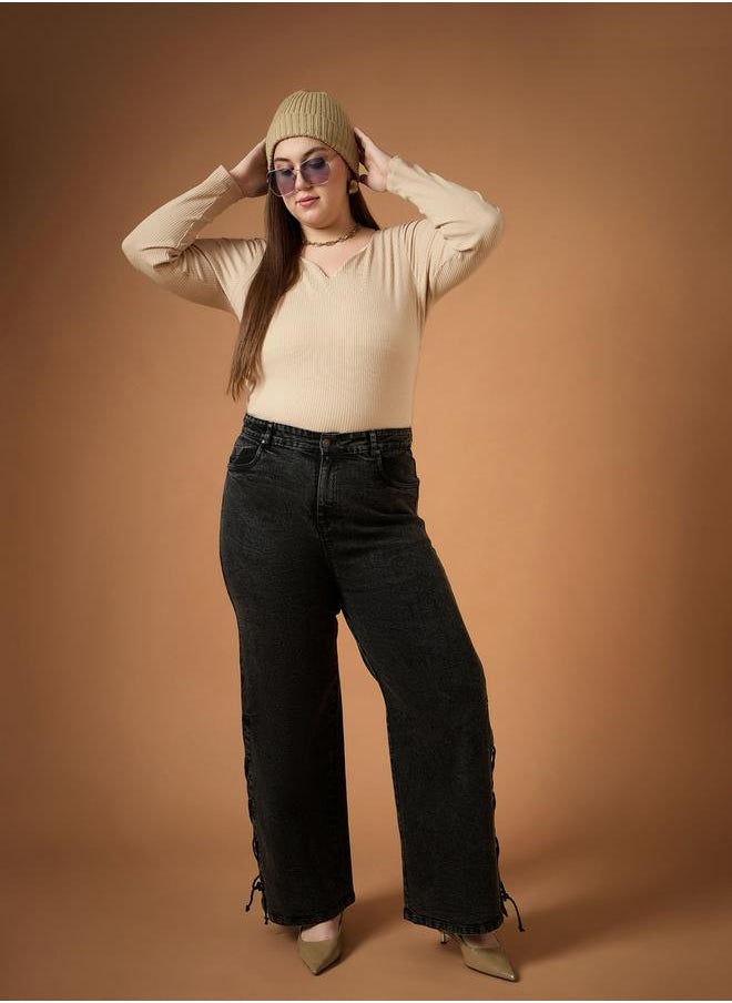 SASSAFRAS - Plus Size Textured Rib Knit Notch Neck Top by Styli - Image 1