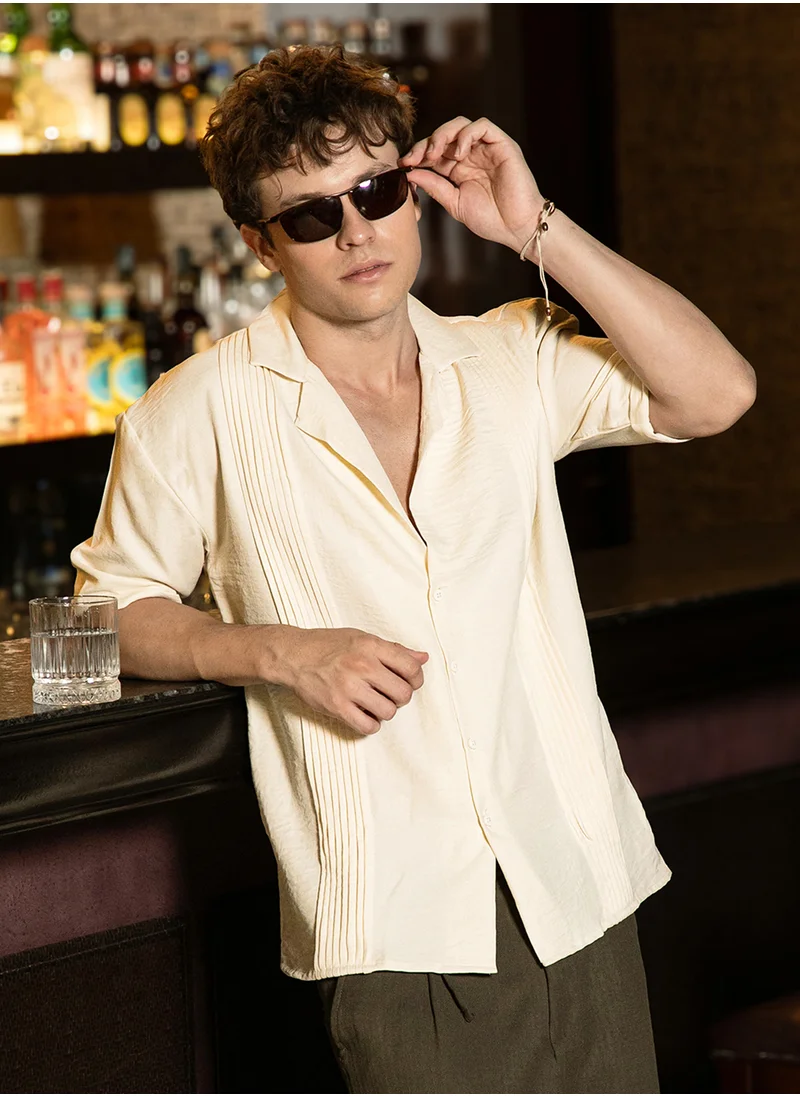 كامبوس سوترا Men's Off-White Pleat-Block Oversized Shirt
