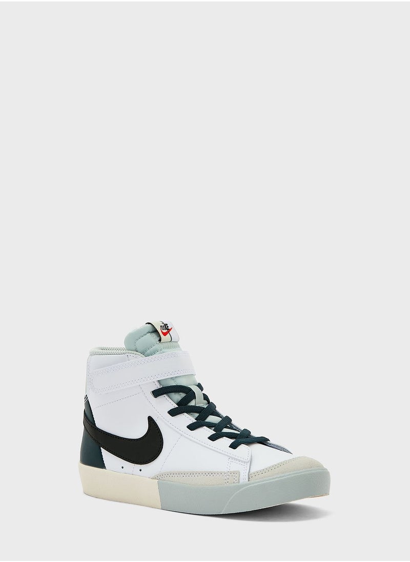 Nike - Blazer Mid '77 Se Bp - Image 1