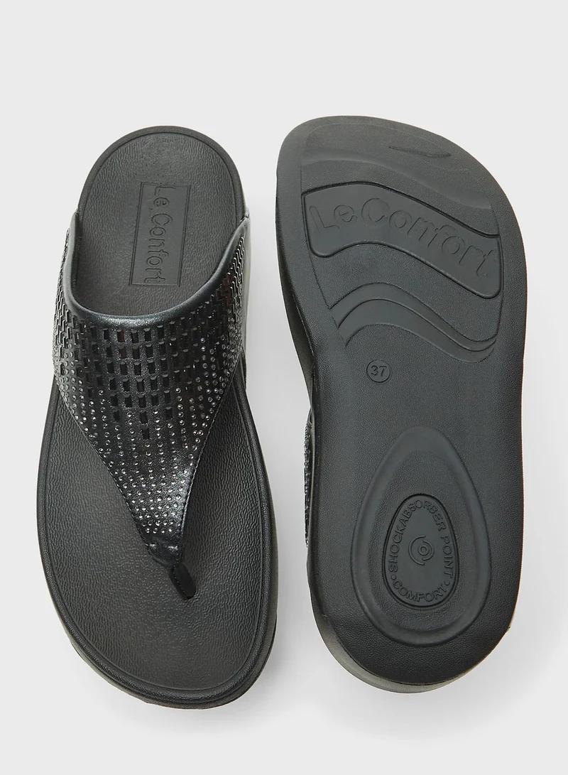 لو كونفورت T Bar Sandals