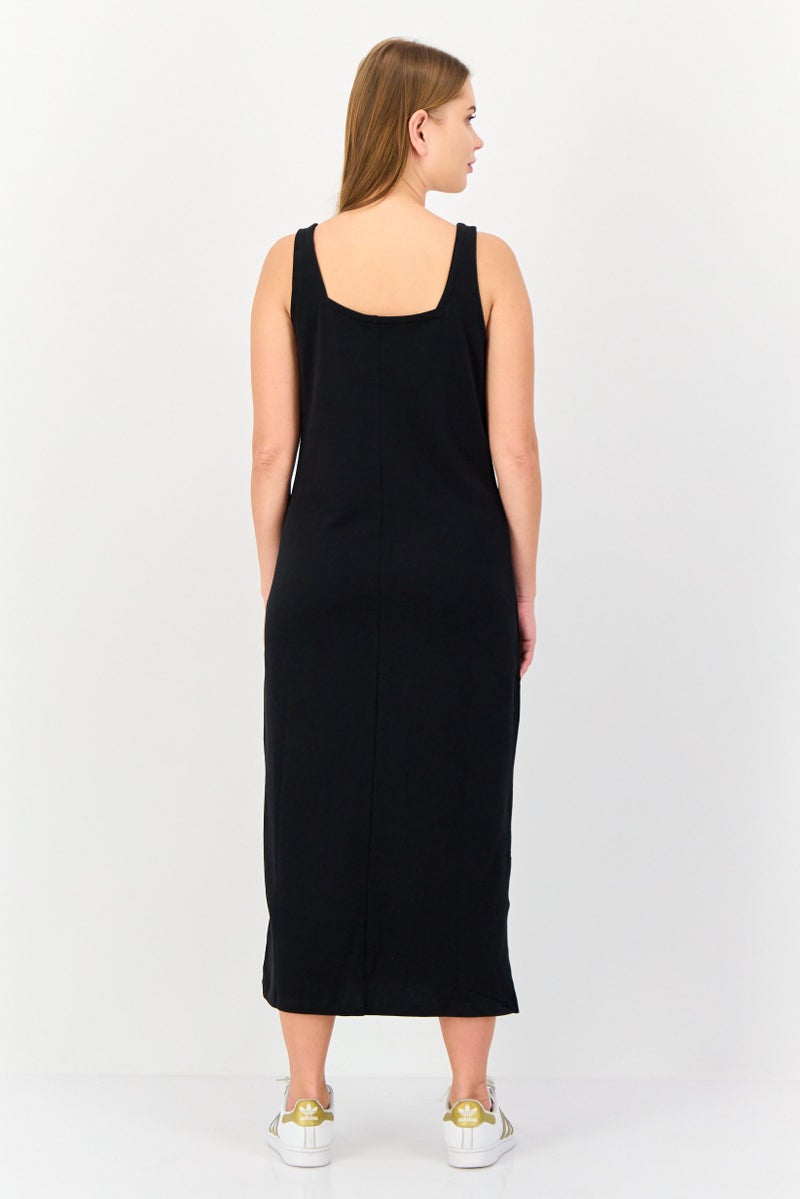 Nike فستان تدريب رياضي نسائي مناسب بلون أسود - Image 4