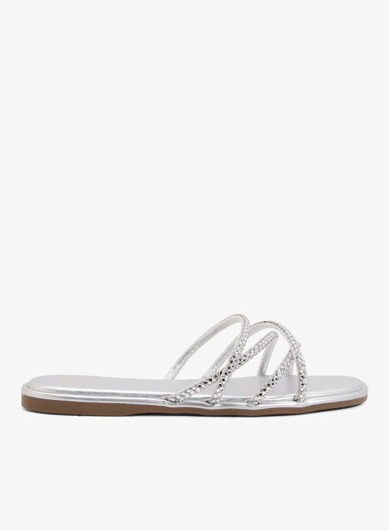 ايلا صندل مسطح بحزام متقاطع