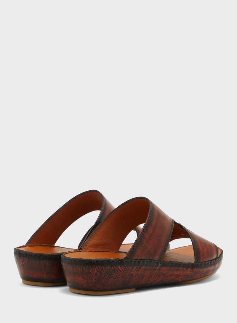 Posh La Vie Classic Arabic Sandals - Image 3