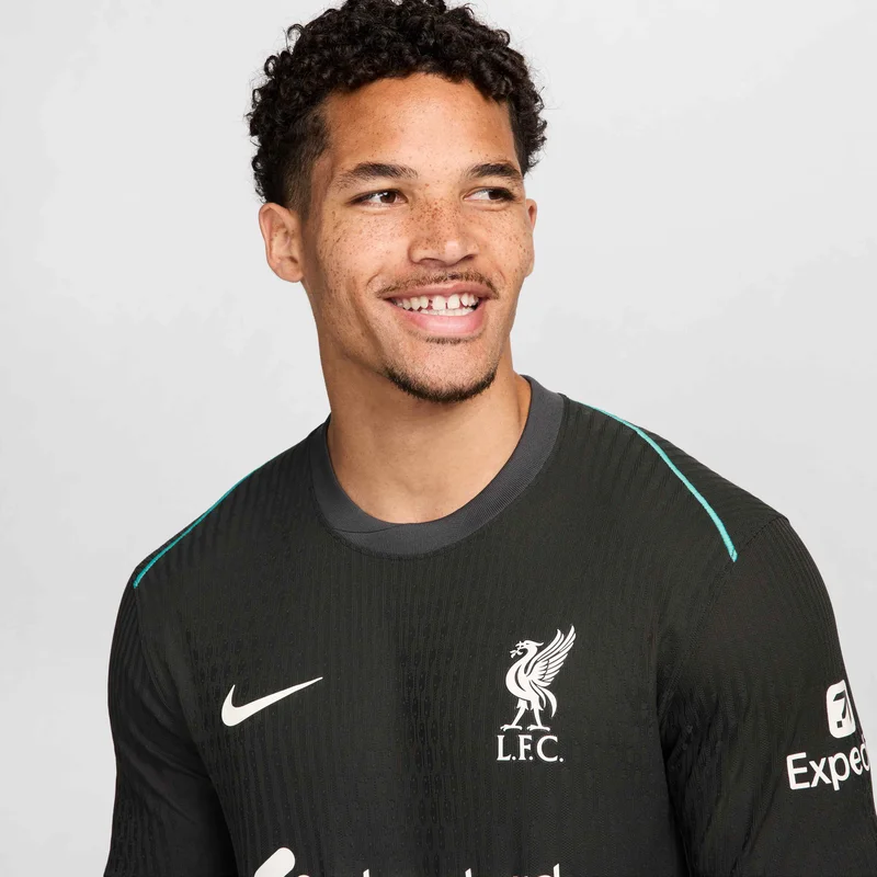 نايكي تيشيرت كرة القدم ليفربول 24/25 الاحتياطي اوثنتيك للرجال