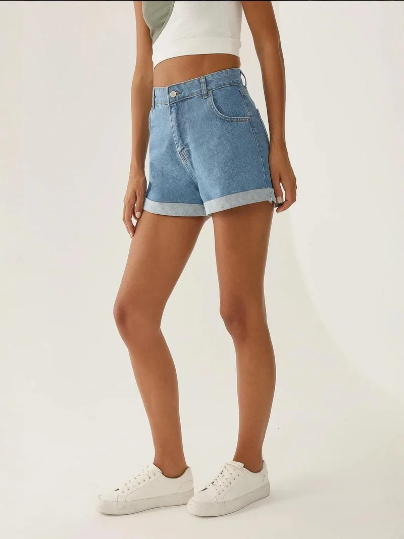 زوبعة شورت جينز بقصة أمي بخصر مرتفع