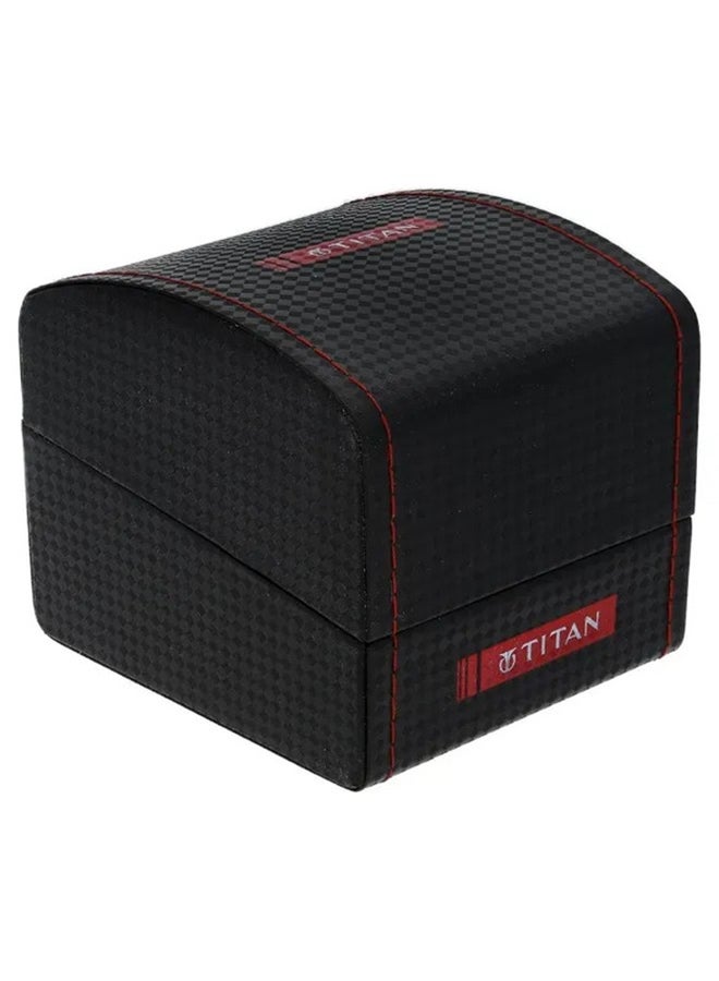 Titan Quartz Analog with Day and Date Watch for Men Black Dial With Stainless Steel Strap - Image 5