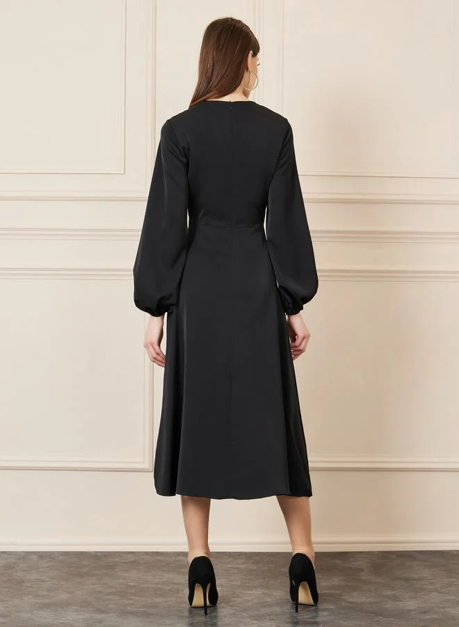 Styli Balloon Sleeves Solid A-line Midi Dress
