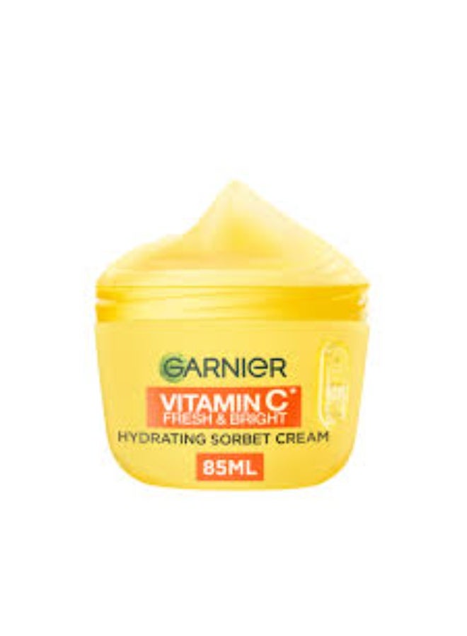 Garnier SkinActive Vitamin C Fresh & Bright Moisturizer Cream, 85ml
