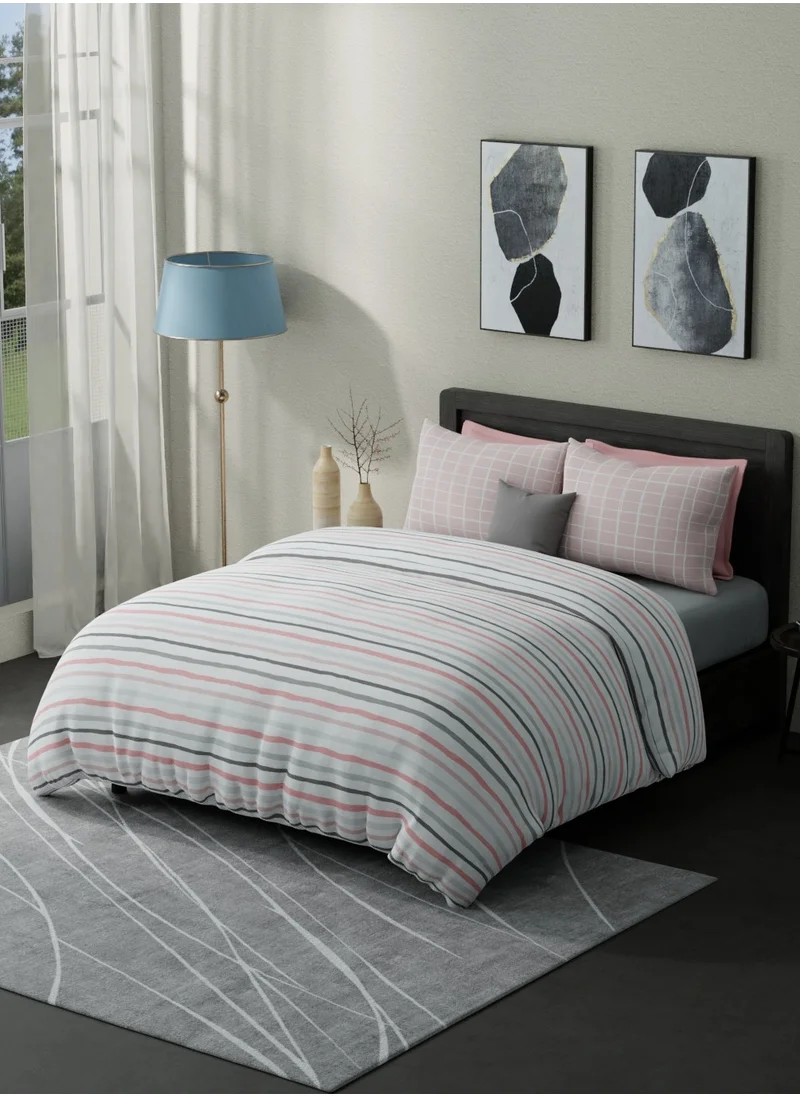 يونايتد كولورز أوف بينتيون United Colors of Benetton Boutique 300 TC Super King Bedsheet with 2 Pillow covers Blush Grey