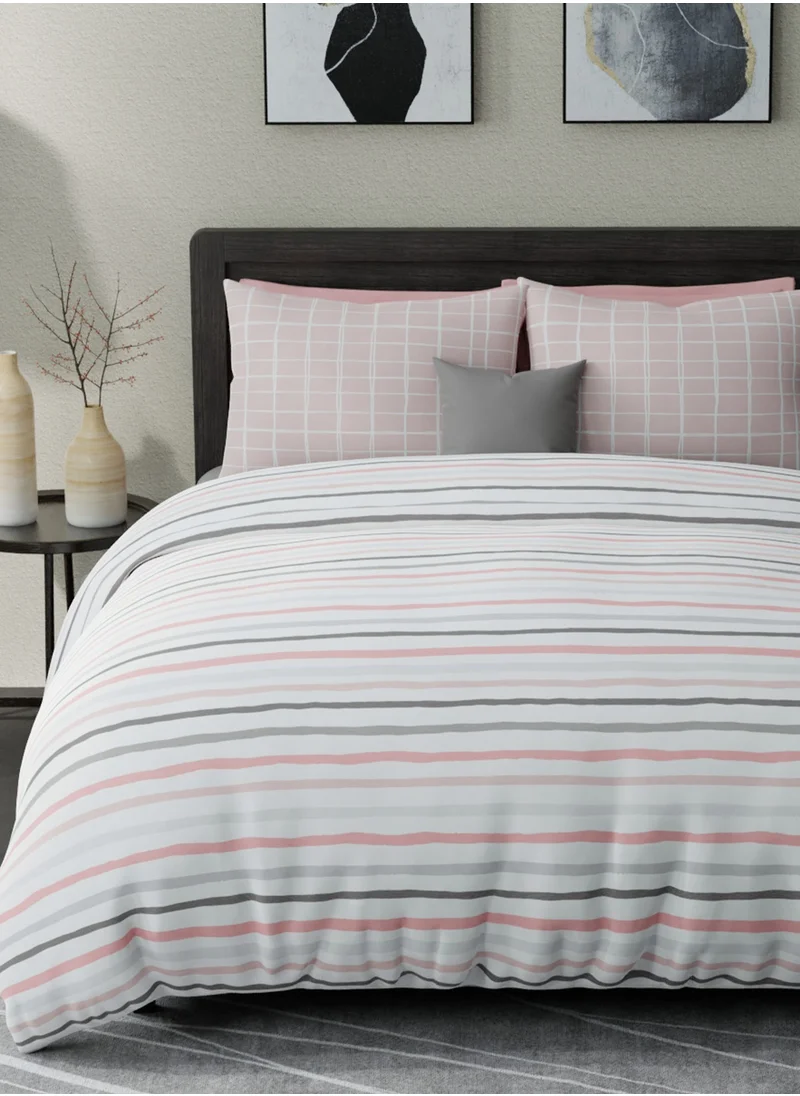 يونايتد كولورز أوف بينتيون United Colors of Benetton Boutique 300 TC Super King Bedsheet with 2 Pillow covers Blush Grey