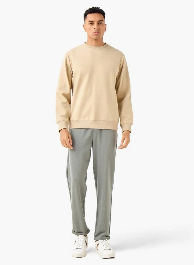 ايكونيك سويت شيرت رجالي كلاسيكي بقصة عادية