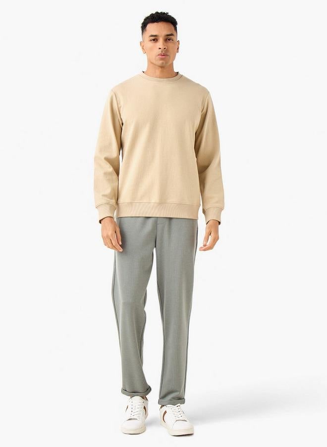 ايكونيك سويت شيرت رجالي كلاسيكي بقصة عادية - Image 2