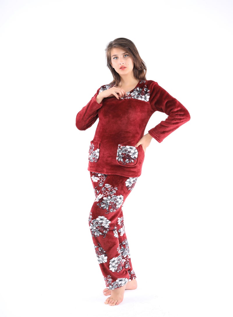 Two-piece women's fur pajamas from Daadoush, two distinctive colors, made with love for a warm and elegant look