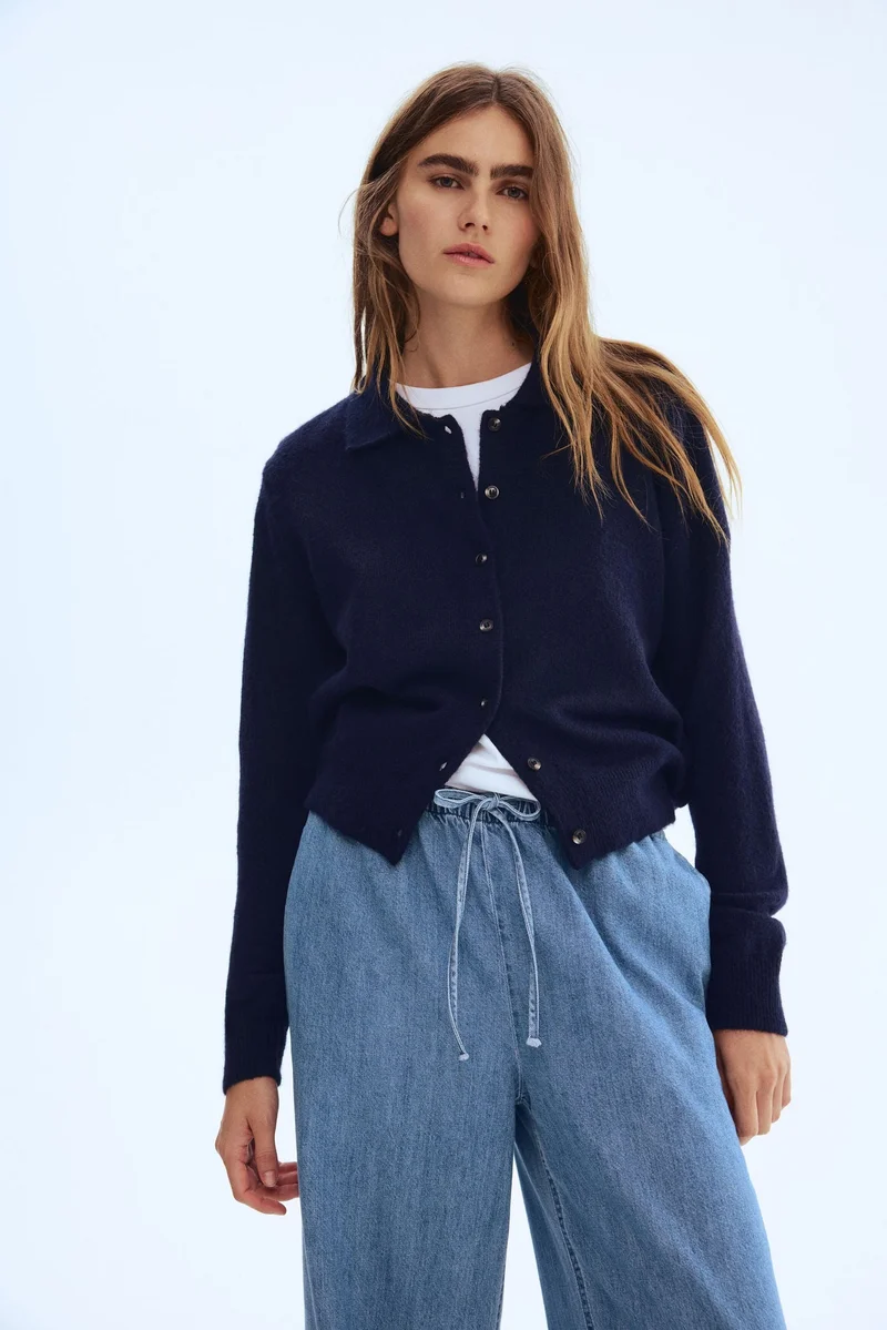 اتش اند ام بنطلون من الدنيم الناعم برباط