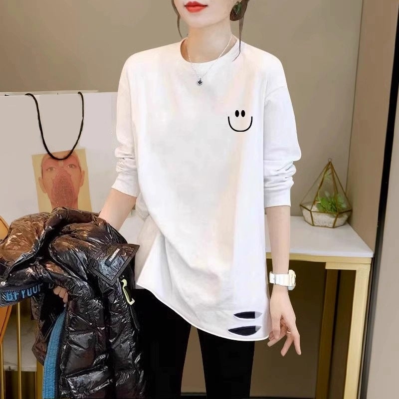 Early Autumn New Mid-length White Bottoming Shirt Womens Loose Inner Stacked Cotton Long-sleeved Top with Shark Pants Smiley face [regular style]