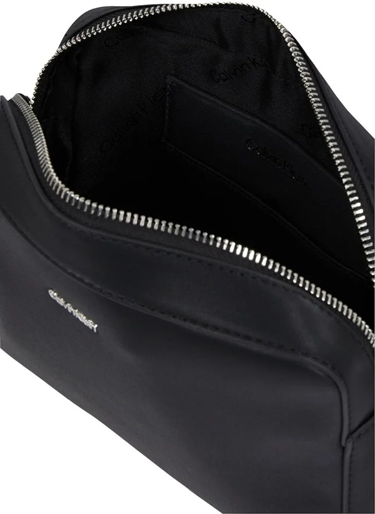 Calvin Klein Jeans SMALL CAMERA BAG