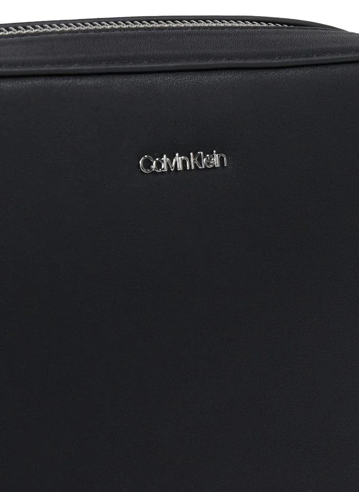 Calvin Klein Jeans SMALL CAMERA BAG