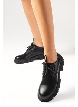 Mio Gusto Olivia Black Color Thick Soled Women's Loafer Shoes  - Image 3