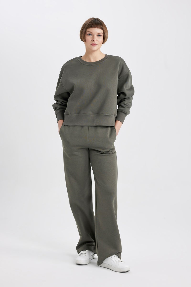 DeFacto Woman Straight Fit With Pockets Basic Thick Sweatshirt Fabric Trousers - Image 4
