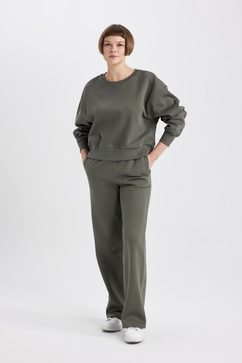 DeFacto Woman Straight Fit With Pockets Basic Thick Sweatshirt Fabric Trousers - Image 3