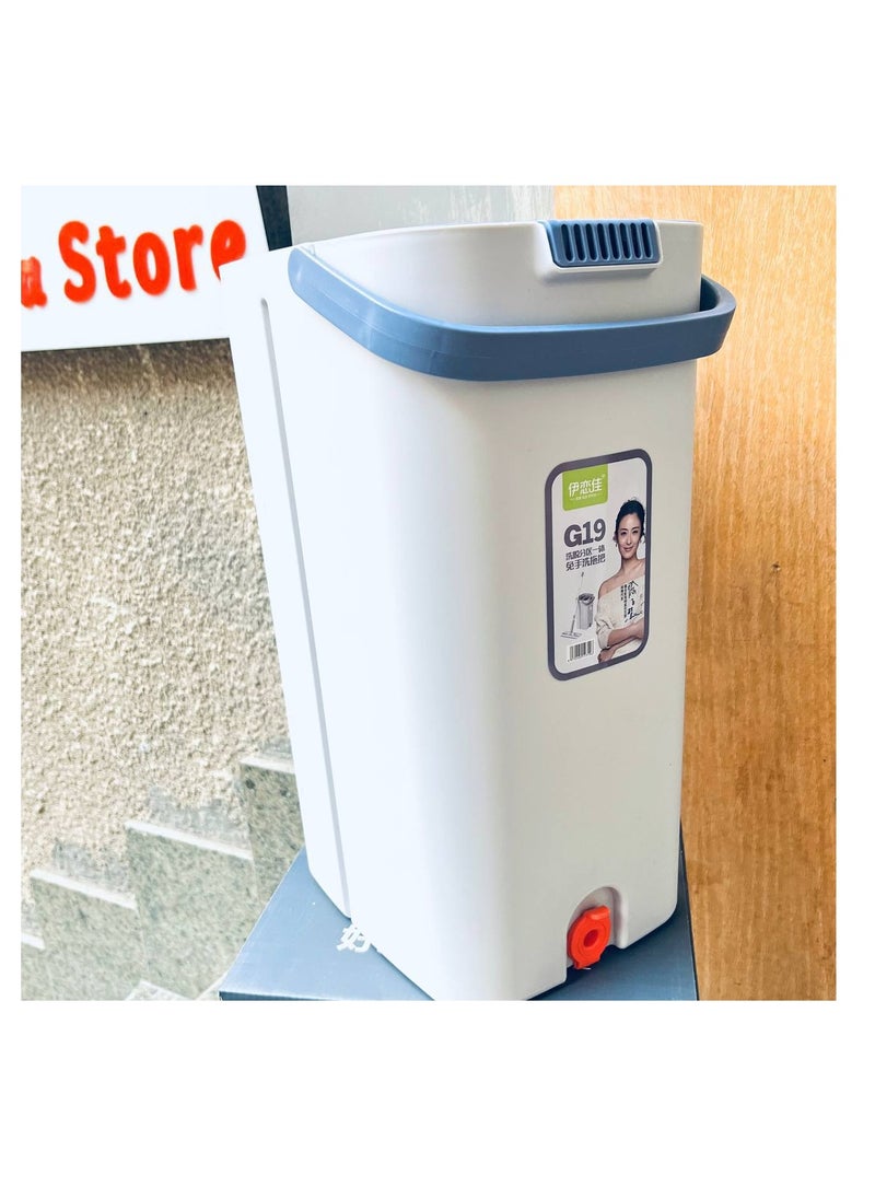Generic - 2-compartment Smart Mob bucket - Image 1