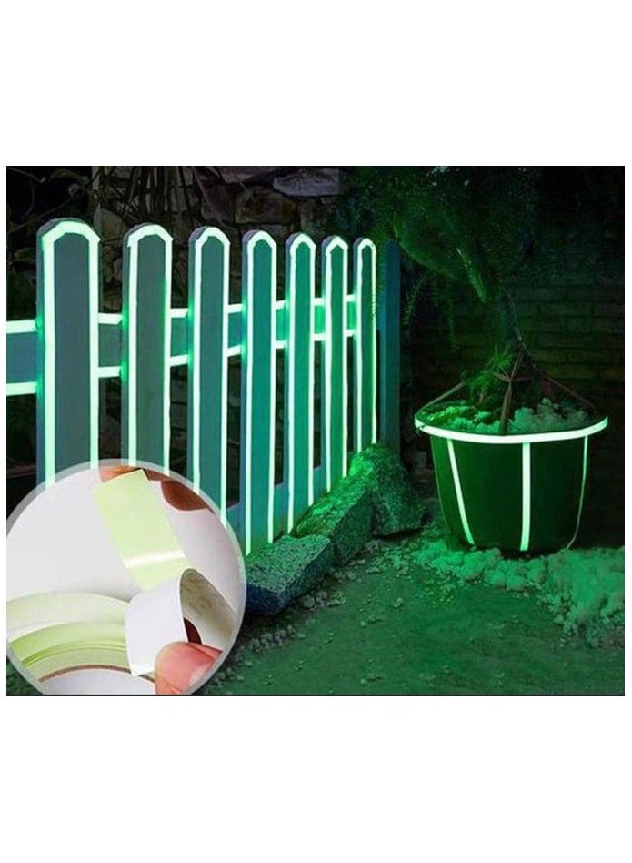 Luminous phosphorescent sticker roll. This sticker is characterized by its ability to absorb light and radiate it in the dark. Multi-use. - Image 3