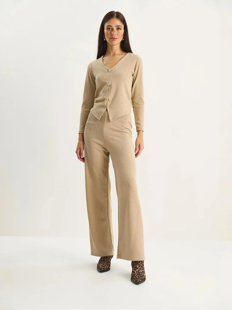 Bianco Lucci LUCCI V-Neck Knitted Wide Leg Two-Piece Set