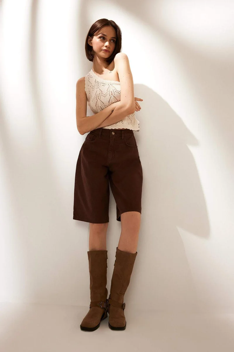 ديفاكتو One Shoulder Crochet Blouse