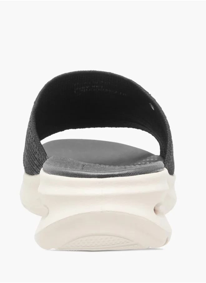 Le Confort Womens Textured Slide Sandals With Slip-On Closure