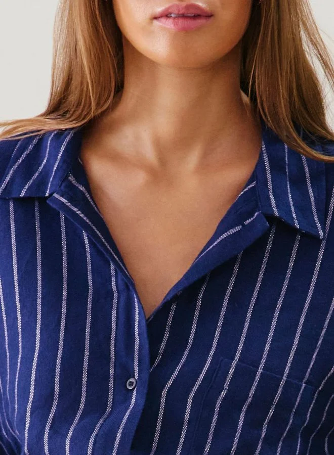 انديز قميص من الفانيلا مخطط