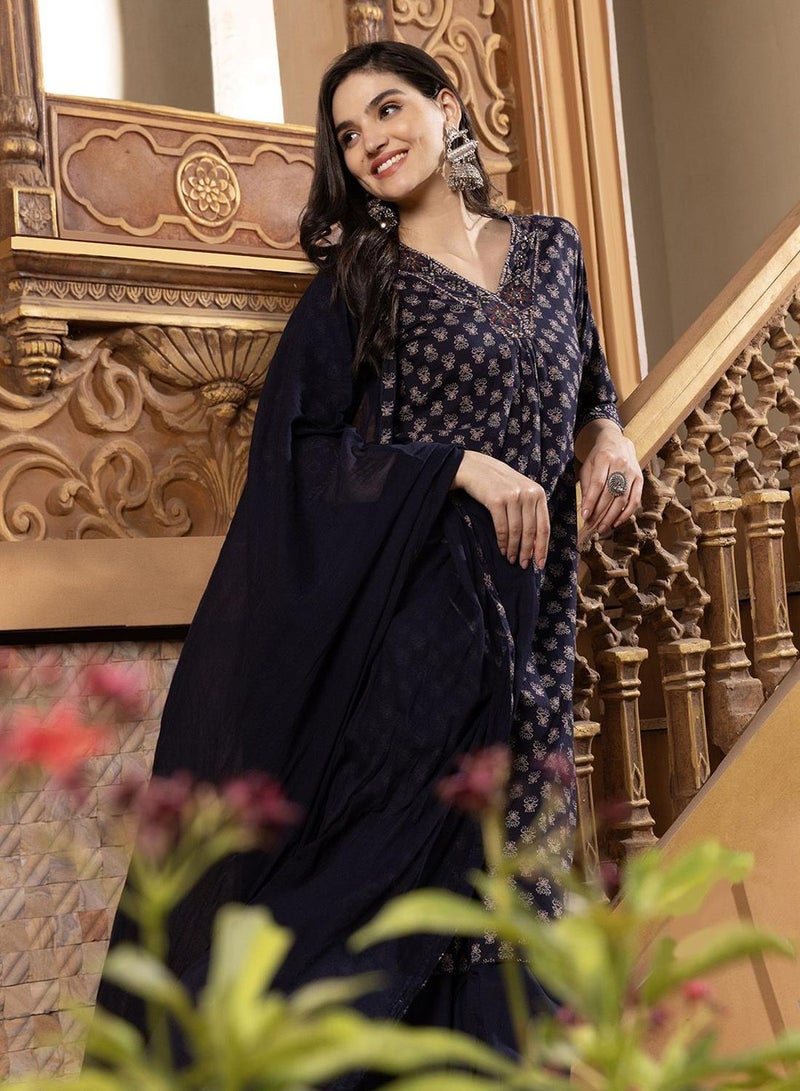 ISHIN Women Indigo Cotton Kurta sets with Dupatta - Image 1