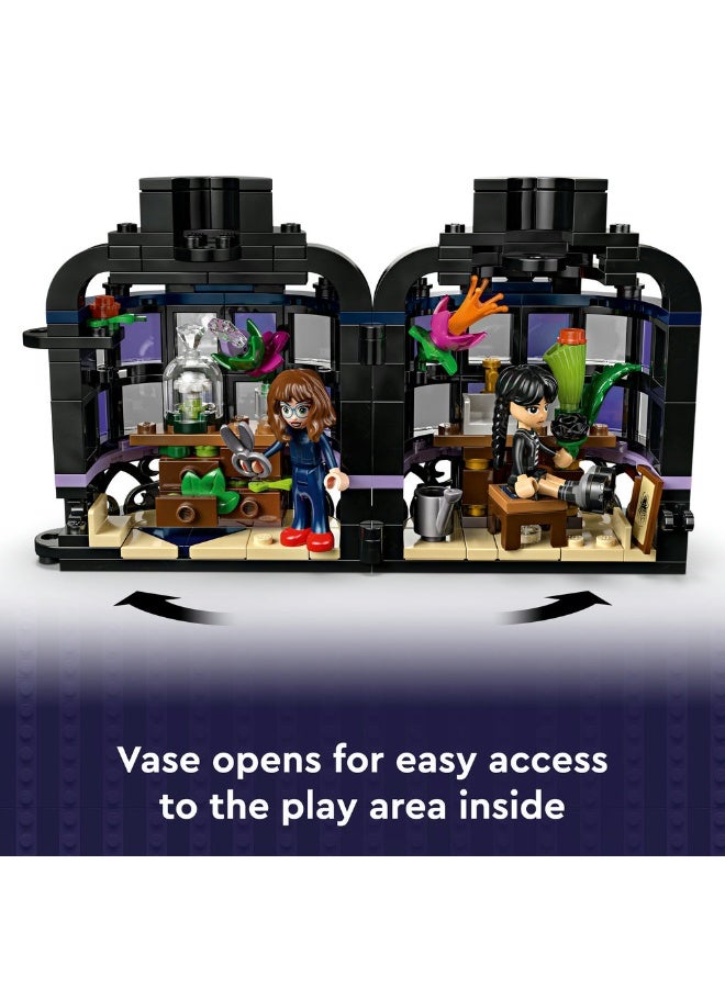 LEGO Wednesday Black Dahlia Flower Toy with Mini Dolls 76784 (Age 9+, 358 Pieces) - Image 4