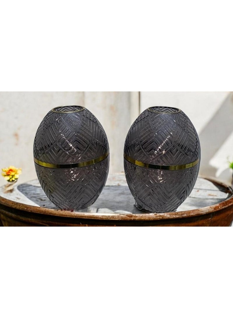 Two pieces of acrylic oval tissue holder - Image 1