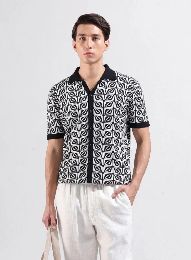 The Indian Garage Co Men Slim Fit Geometric Printed Cuban Collar Half Sleeves Shirt