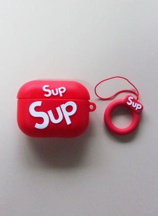 AirPods Pro Case Cover Red - pzsku/ZEE4ACF2AA5CAAB8B7DC2Z/45/_/1679198076/9870eaa4-a7f1-4596-a892-95f67cb8844a