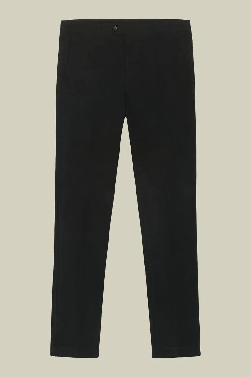 Doppelganger Black Classic men's chinos in regular fit with stretch twill construction - Black for Men | Best Price UAE