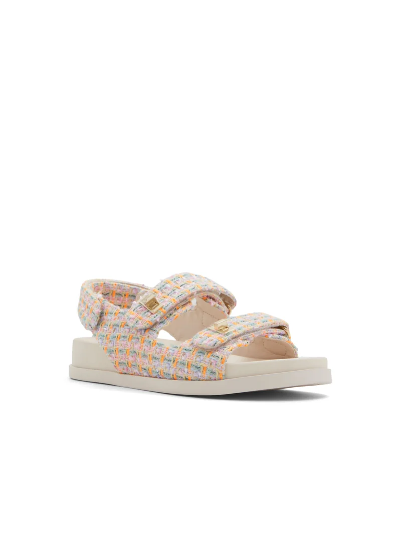 كول ات سبرنج Chantel Flat Sandals