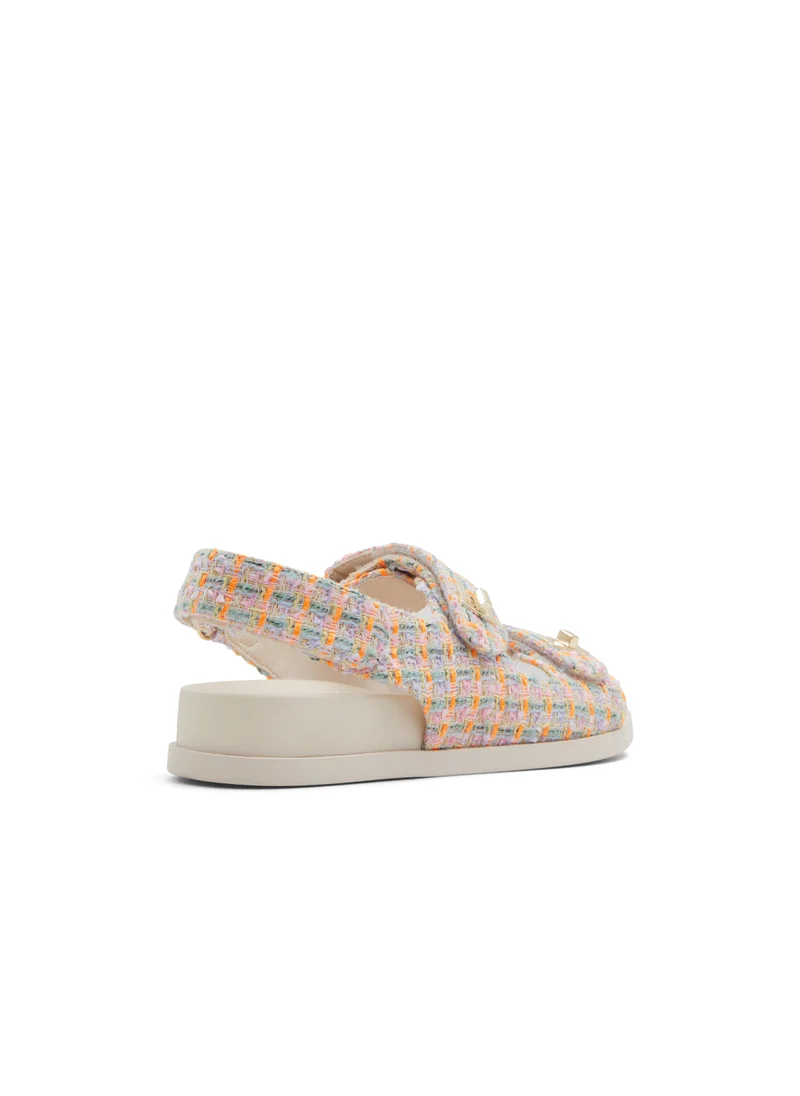 كول ات سبرنج Chantel Flat Sandals