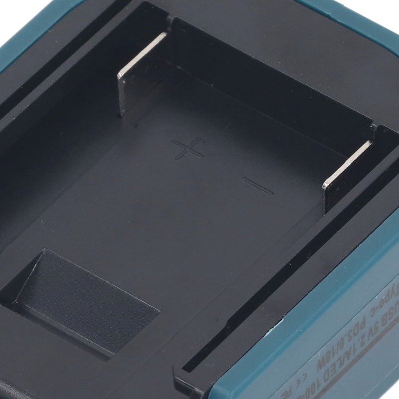 محول بطارية: شاحن محمول صغير الحجم - مخرج مزدوج USB نوع C PD3.0 18W USB 5V 2.1A مصباح LED يعمل بثلاثة مستويات سطوع للخروج إلى الهواء الطلق، التخييم والسفر وشحن الأجهزة اليومية - Image 3