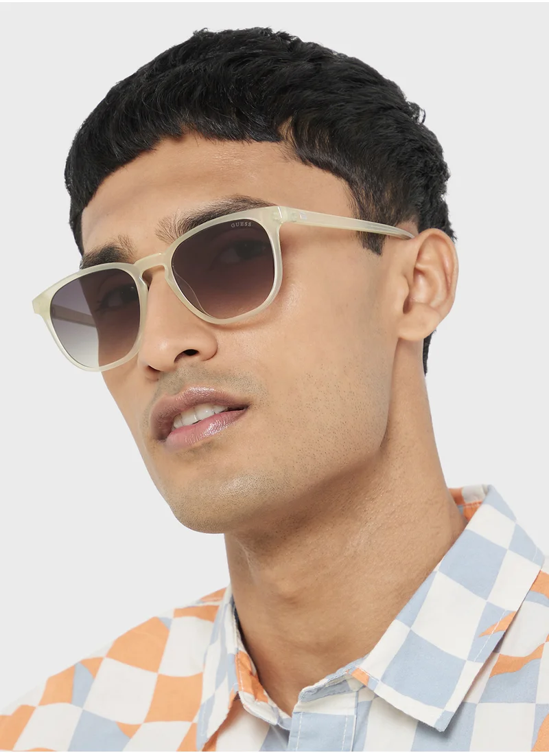 GUESS Uv Protected Round Sunglasses