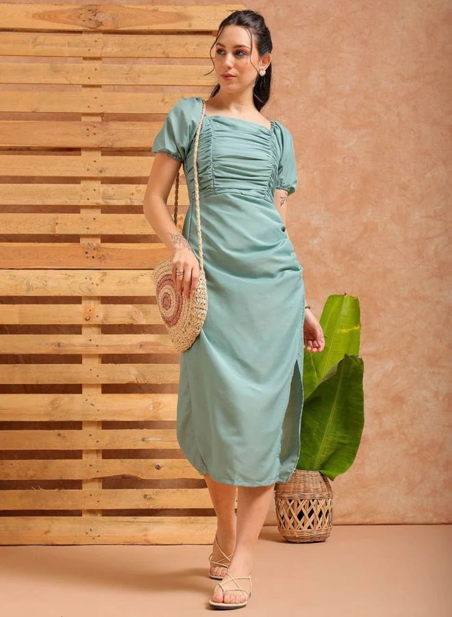 Women Fit and Flared Solid Square Neck Short Sleeve Pleated Dress
